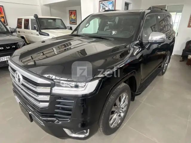 Toyota Land Cruiser 2024 — photo 2