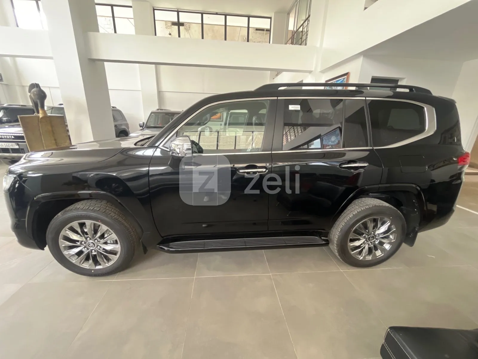 Toyota Land Cruiser 2024 — photo 5