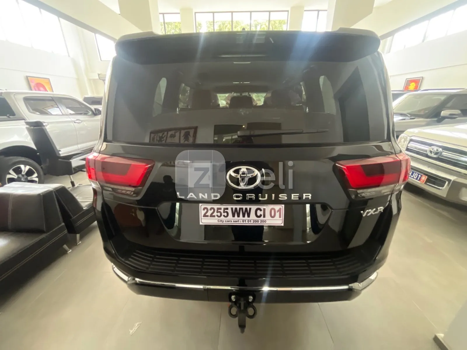 Toyota Land Cruiser 2024 — photo 8