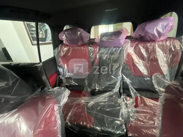 Toyota Land Cruiser 2024 — photo 10