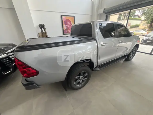 Toyota Hilux 2026 — photo 5