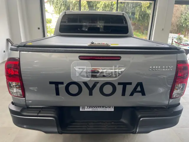 Toyota Hilux 2026 — photo 8