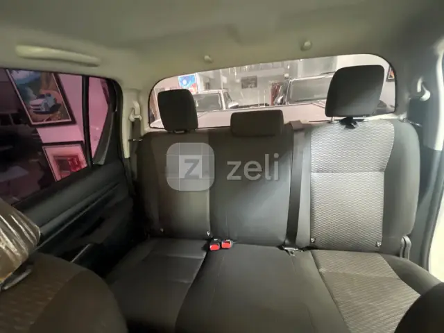 Toyota Hilux 2026 — photo 9
