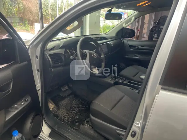 Toyota Hilux 2026 — photo 15