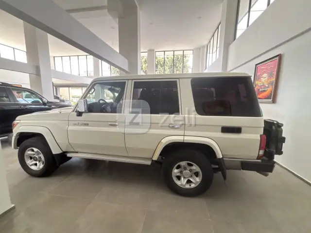 Toyota Land Cruiser 2025 — photo 4