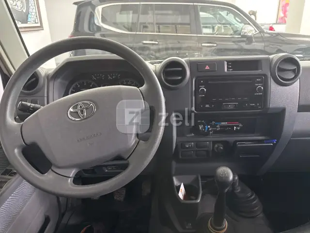 Toyota Land Cruiser 2025 — photo 8