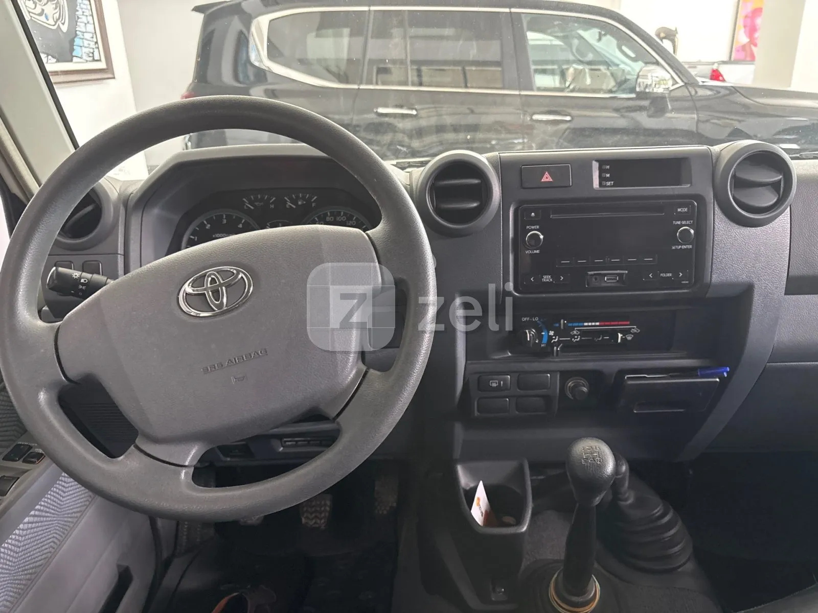 Toyota Land Cruiser 2025 — photo 8
