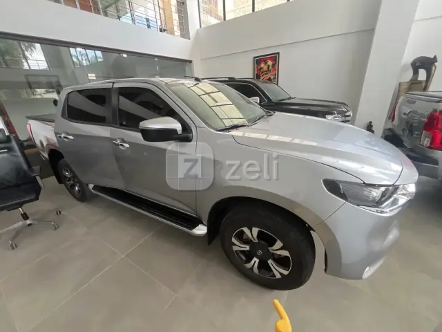Mazda BT-50 2024 — photo 3