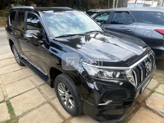 Toyota Land Cruiser Prado 2024 — photo 2