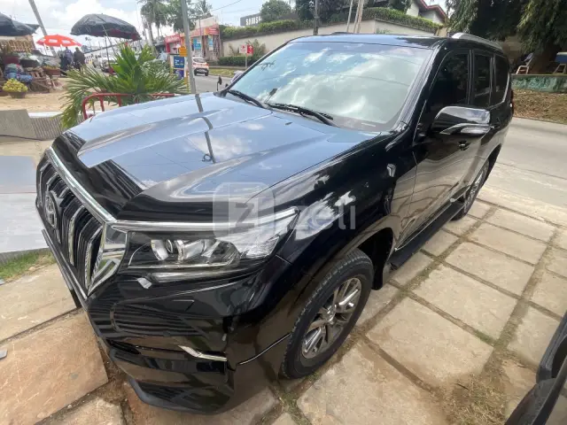 Toyota Land Cruiser Prado 2024 — photo 3