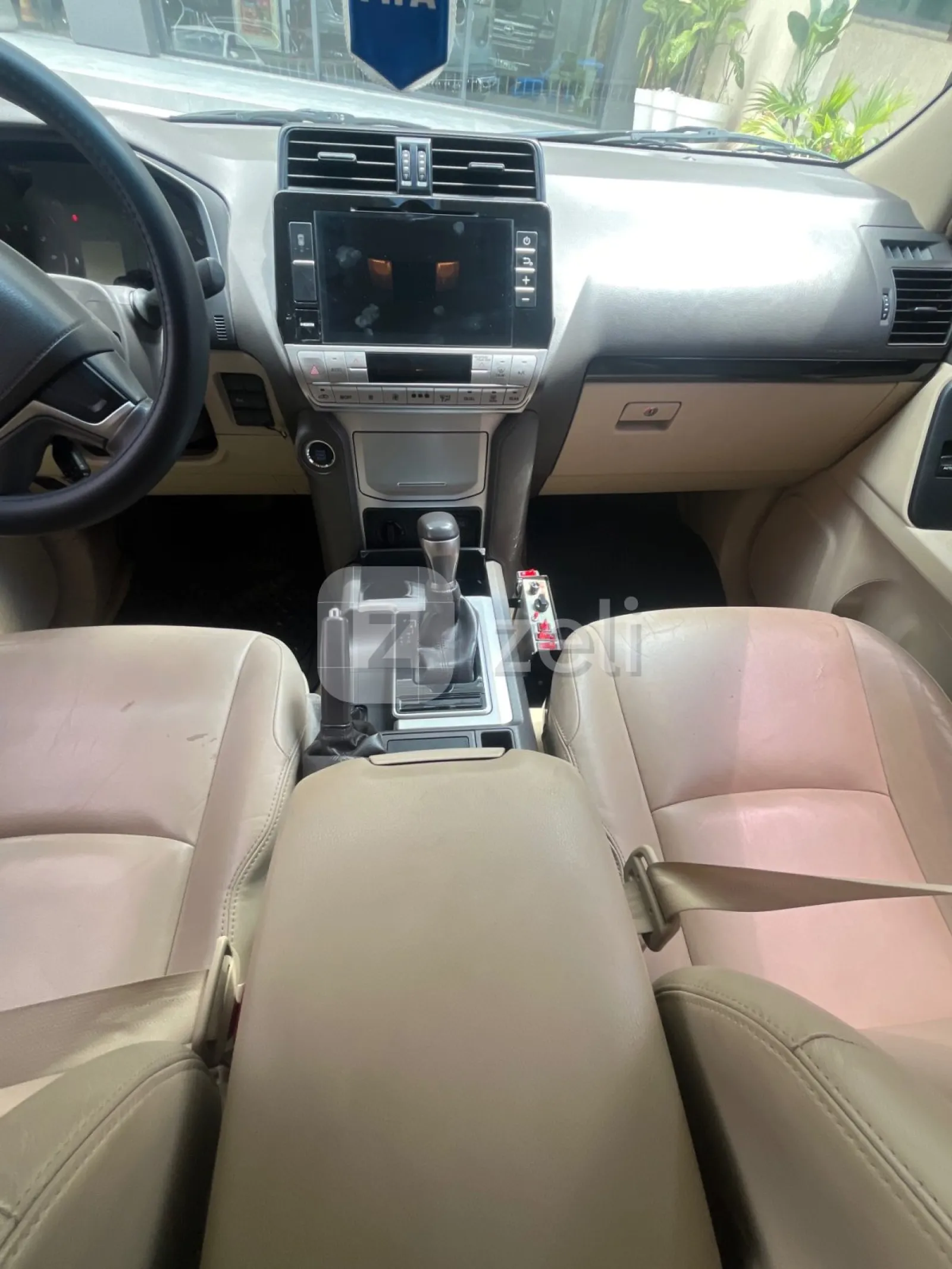 Toyota Land Cruiser Prado 2024 — photo 10