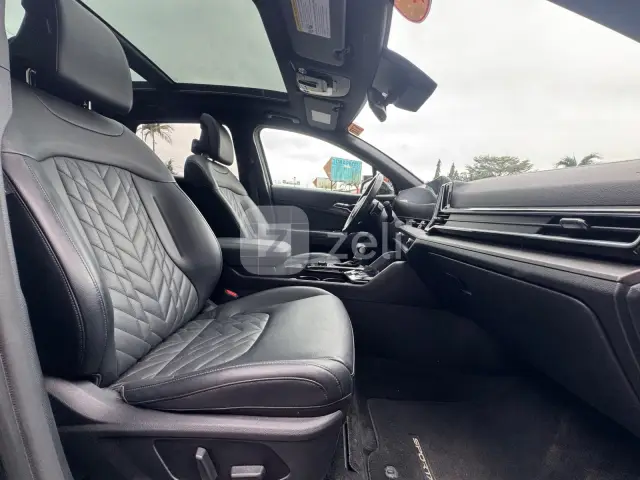 Kia Sportage 2023 — photo 10