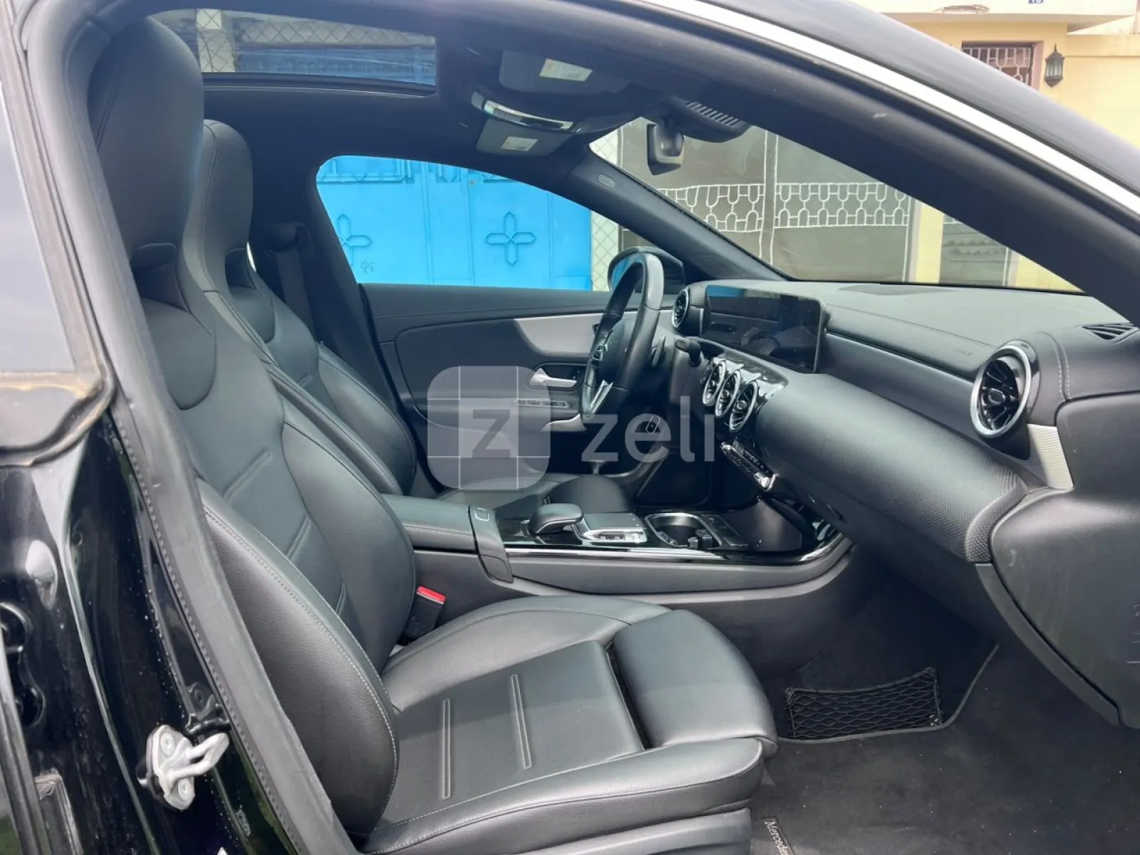 Mercedes C250 2020 — photo 7