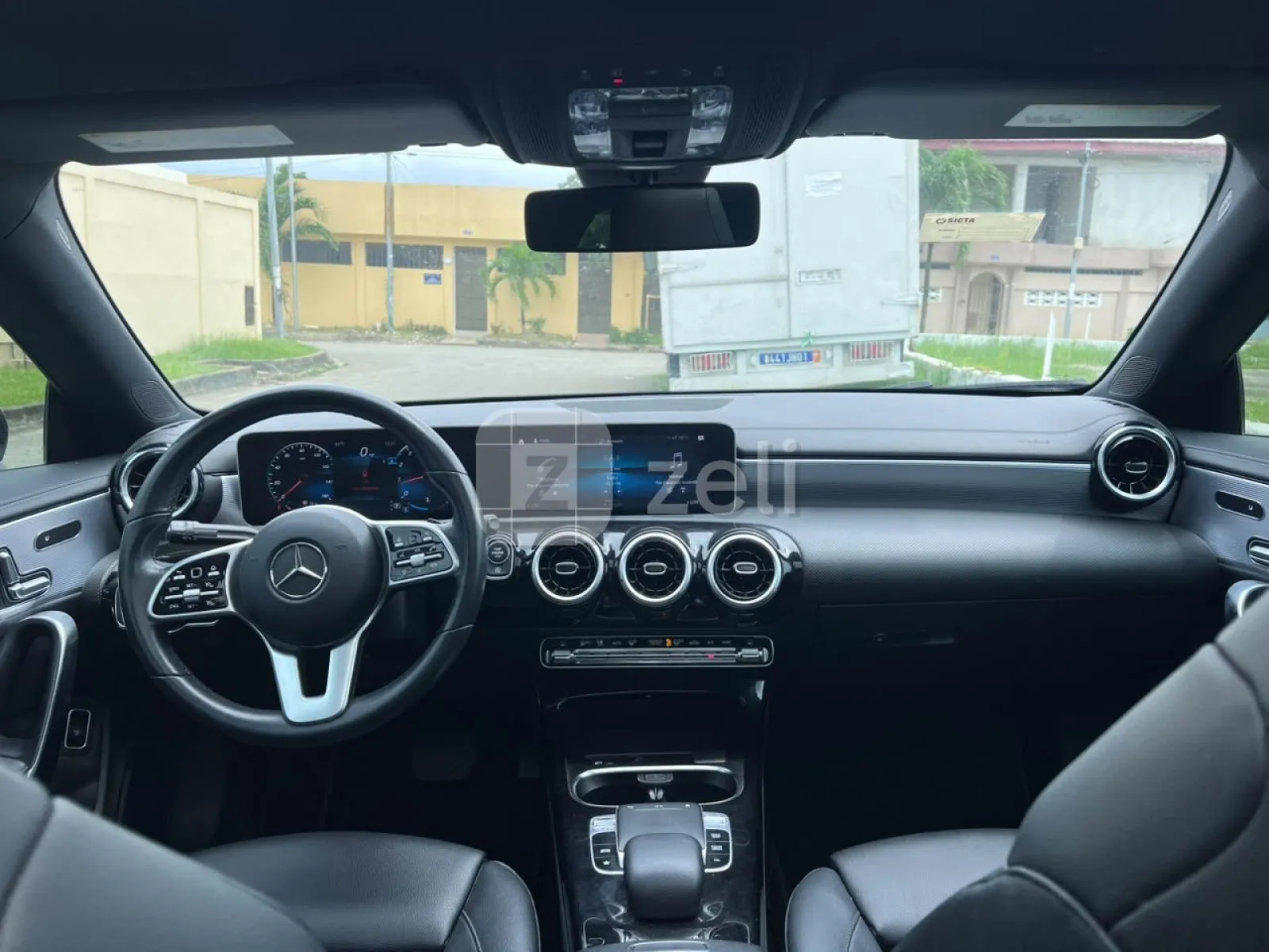 Mercedes C250 2020 — photo 9