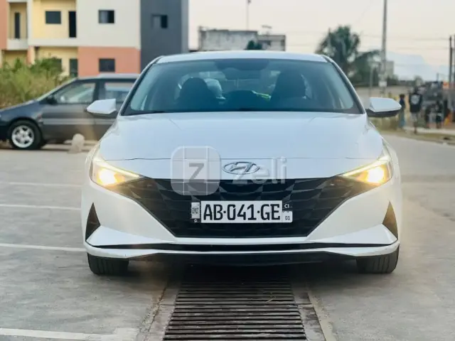Hyundai Elantra 2021