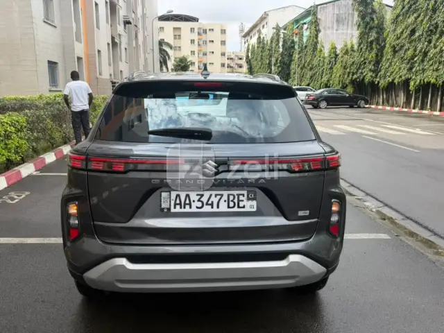 Suzuki Grand Vitara 2024 — photo 8