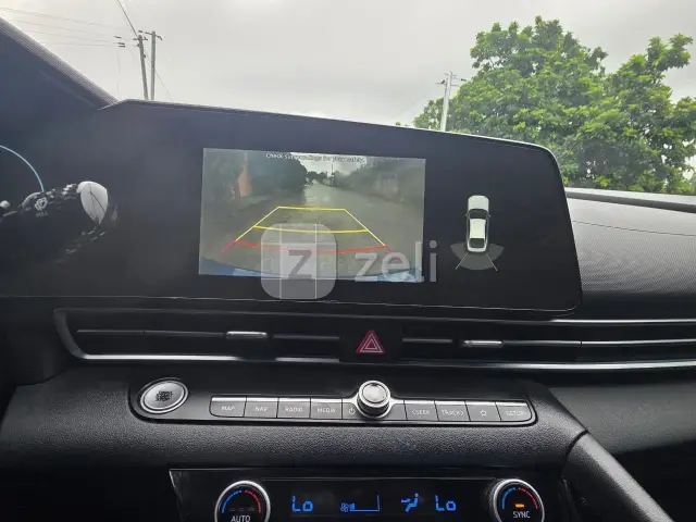 Hyundai Elantra 2022 — photo 10