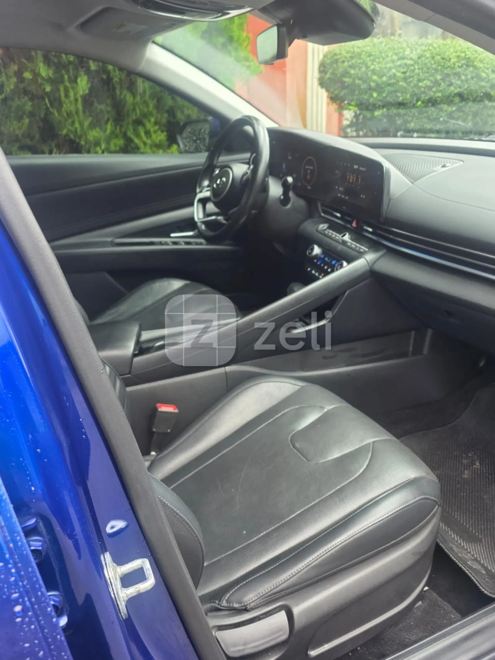 Hyundai Elantra 2022 — photo 3