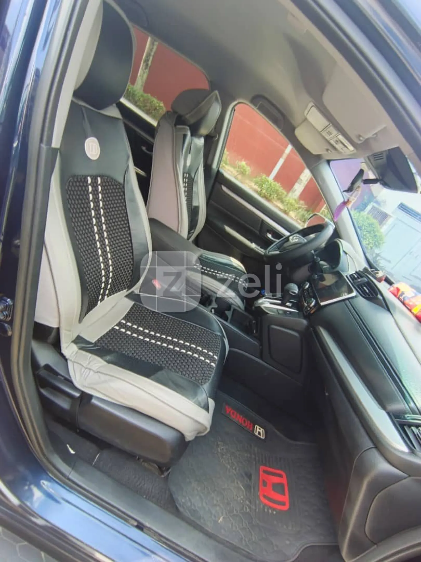 Honda CR-V 2021 — photo 8