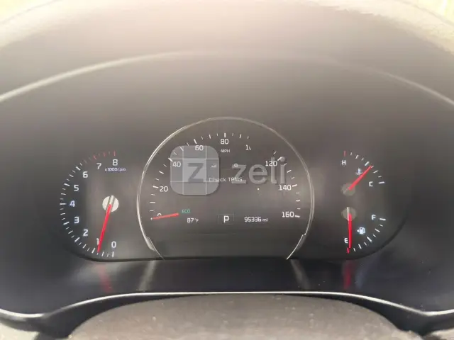 Kia Sorento 2016 — photo 11