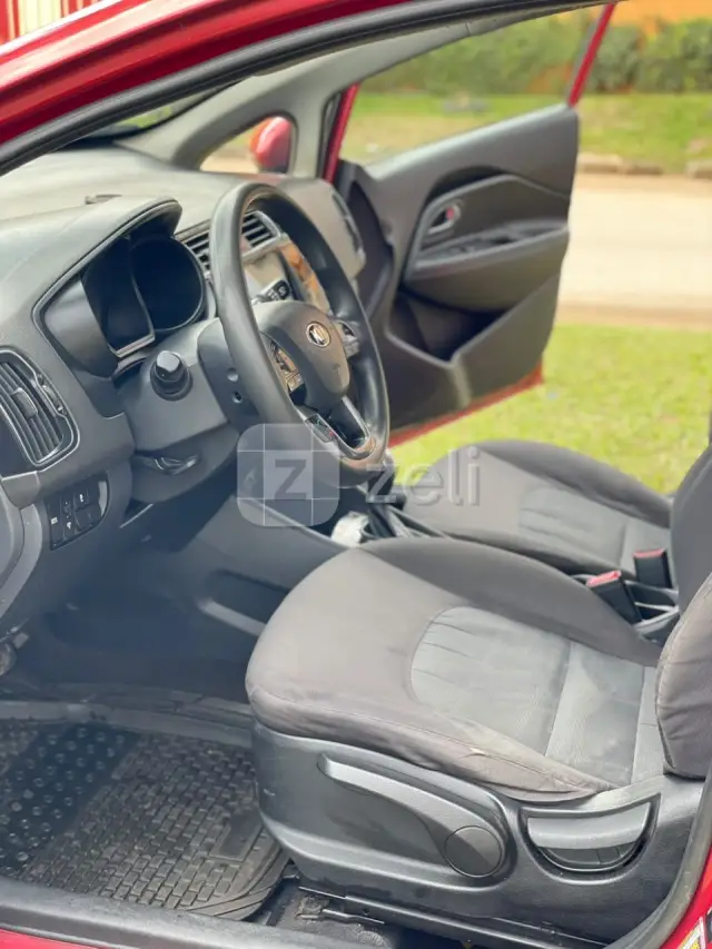 Kia Rio 2017 — photo 8