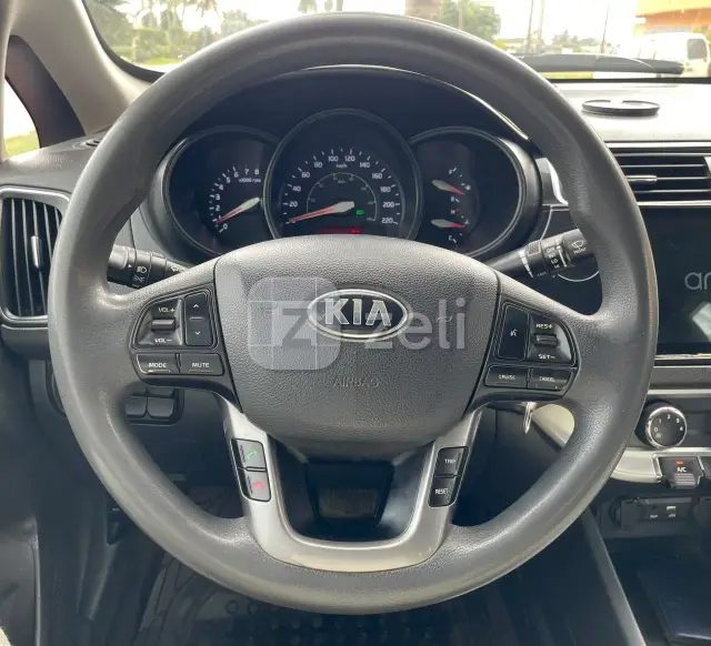 Kia Rio 2017 — photo 9