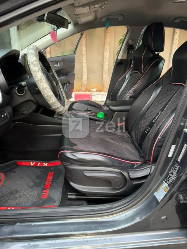 Kia Forte 2020 — photo 11