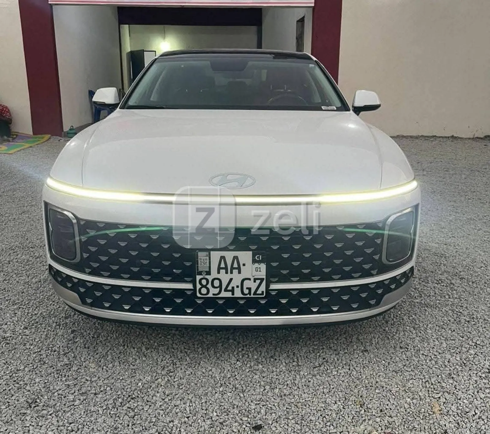 Hyundai Azera 2025 — photo 1