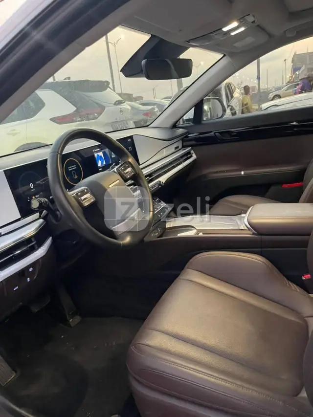 Hyundai Azera 2025 — photo 3
