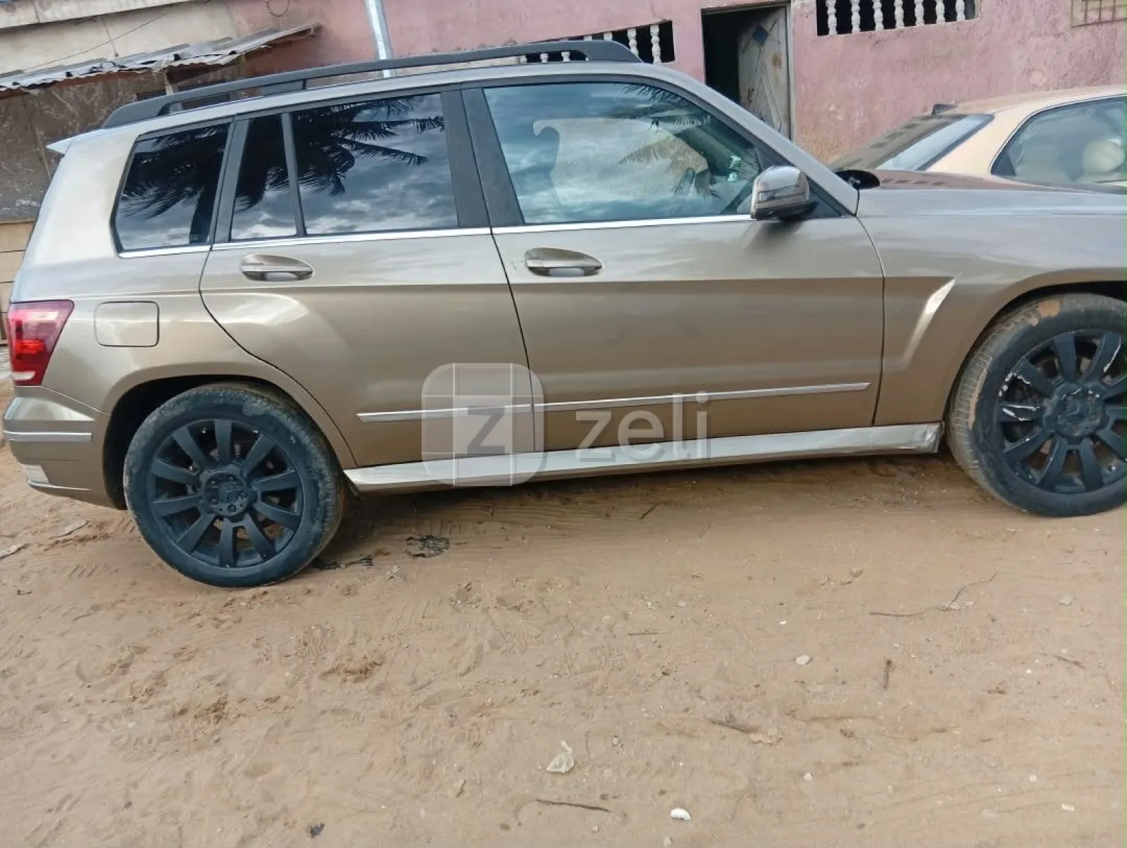 Mercedes GLB 2012 — photo 5