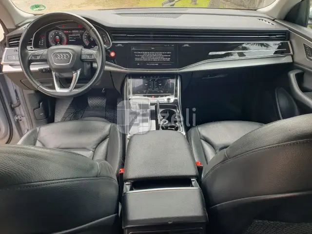 Audi Q8 QUATTRO 2022 — photo 3