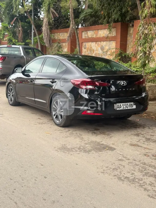 Hyundai Elantra 2020 — photo 7