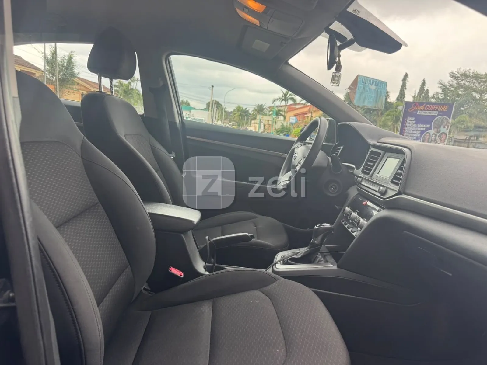 Hyundai Elantra 2020 — photo 9