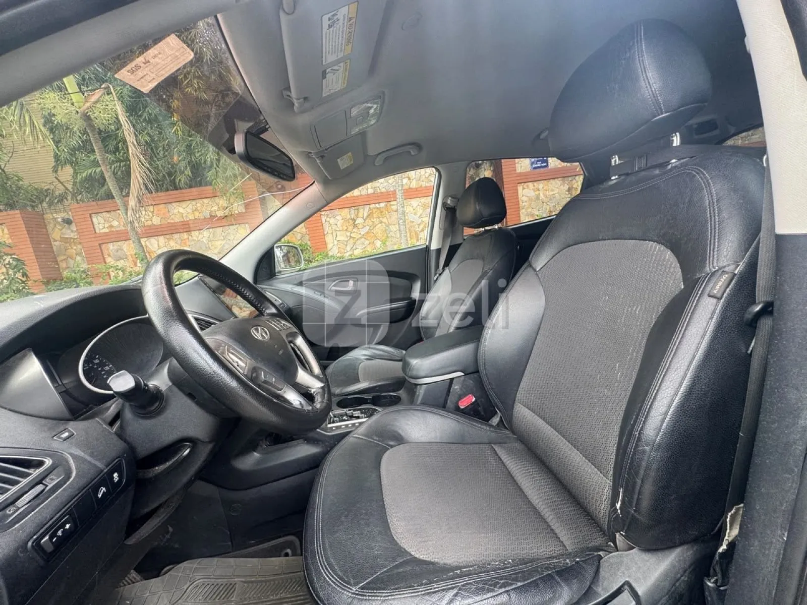 Hyundai ix35 2011 — photo 4