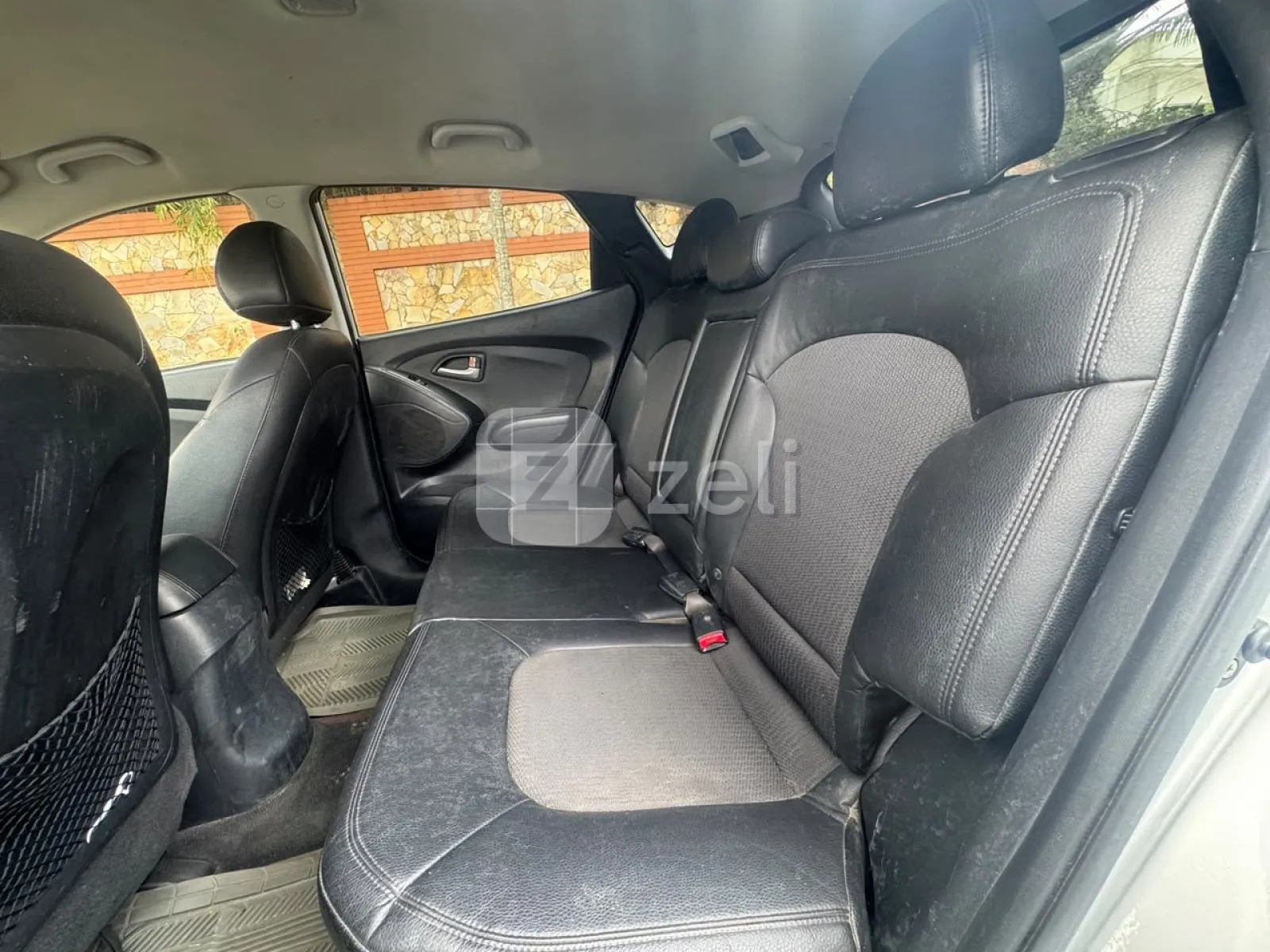 Hyundai ix35 2011 — photo 7