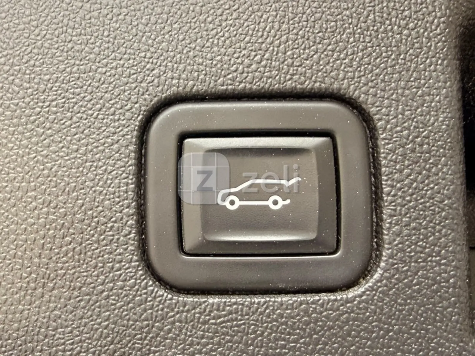 Chevrolet Equinox 2023 — photo 12