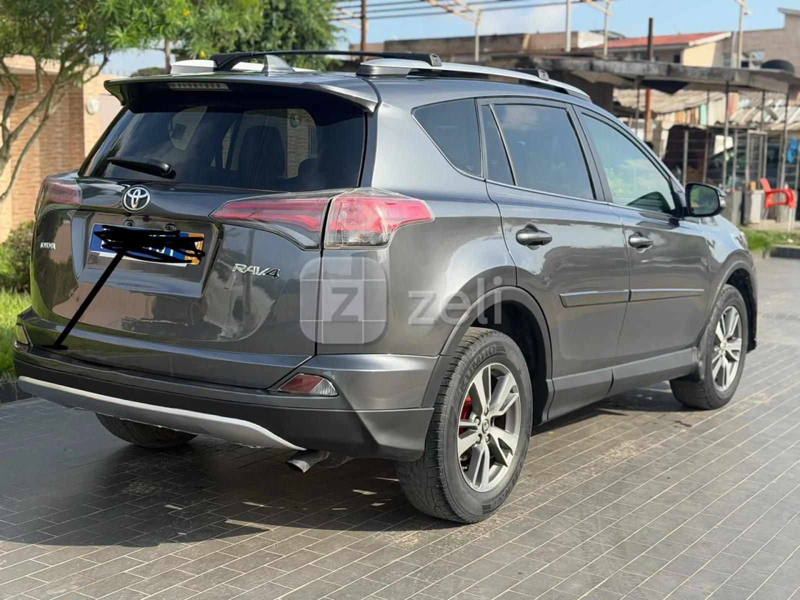 Toyota RAV4 2016 — photo 6