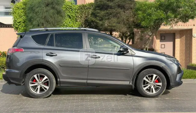 Toyota RAV4 2016 — photo 7