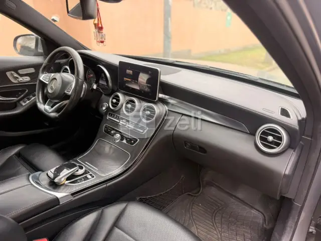 Mercedes C300 2015 — photo 4