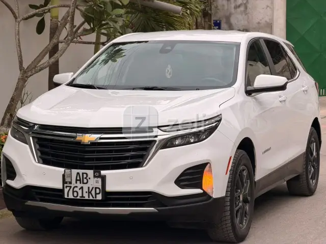 Chevrolet Equinox 2023 — photo 2