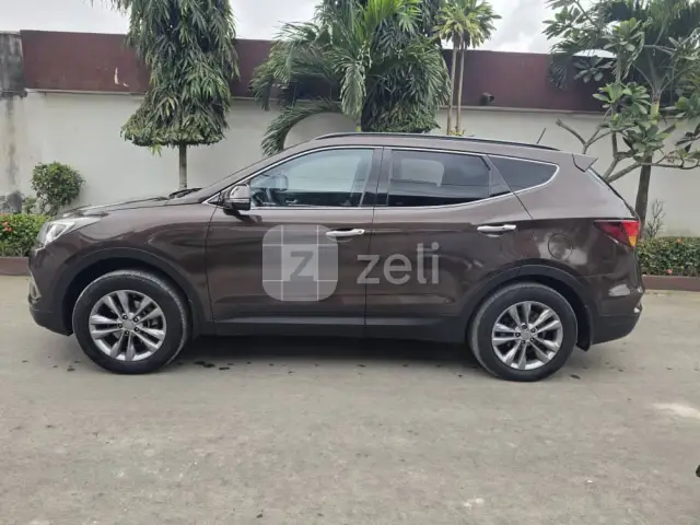Hyundai Santa Fe 2016 — photo 4