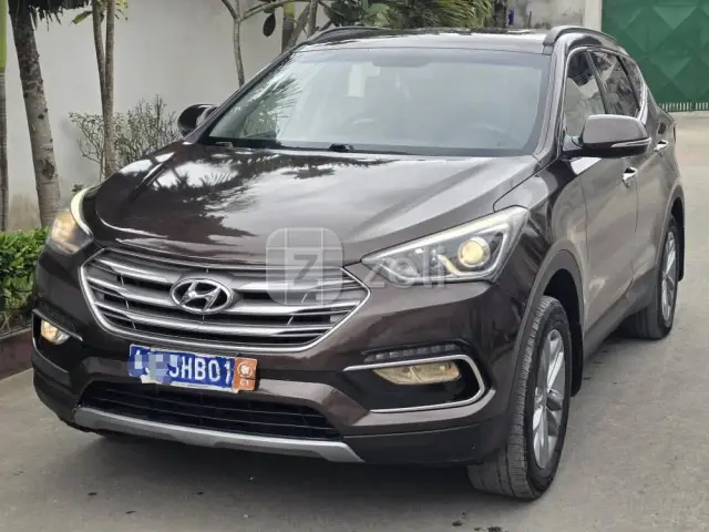 Hyundai Santa Fe 2016 — photo 2