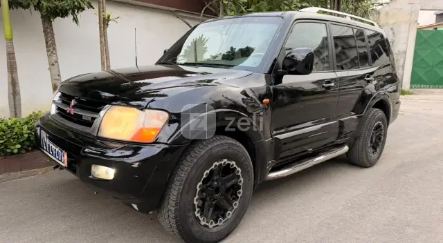 Mitsubishi Pajero 2002 — photo 2