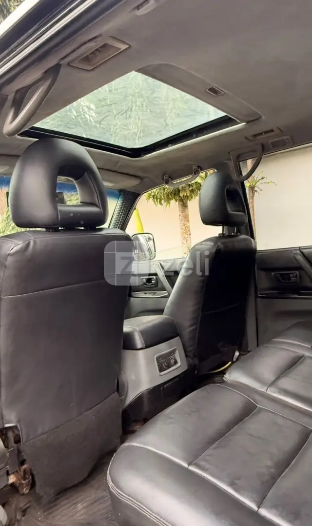 Mitsubishi Pajero 2002 — photo 9