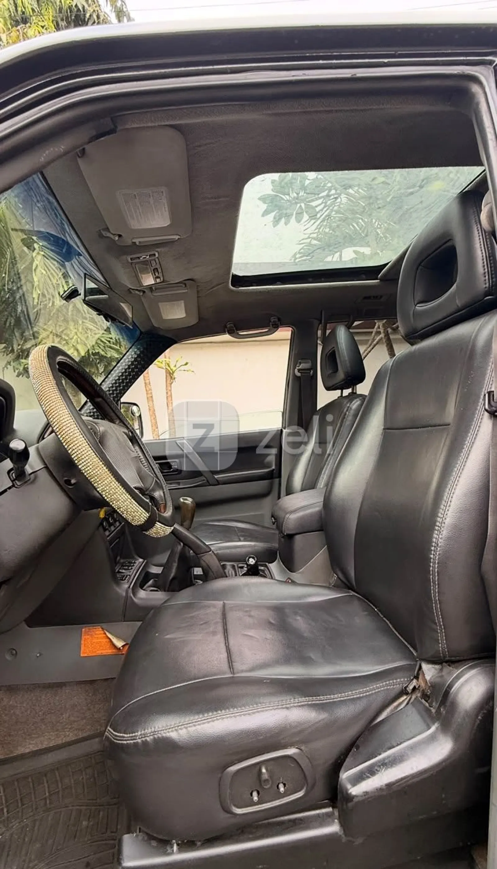 Mitsubishi Pajero 2002 — photo 11