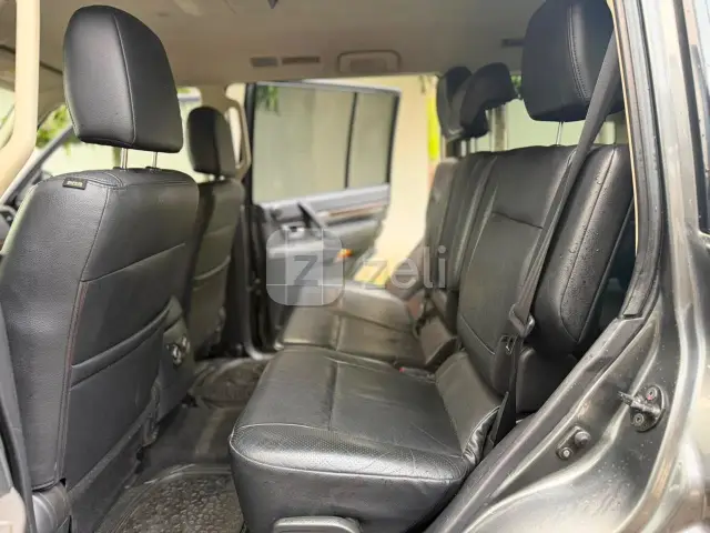 Mitsubishi Pajero 2015 — photo 4