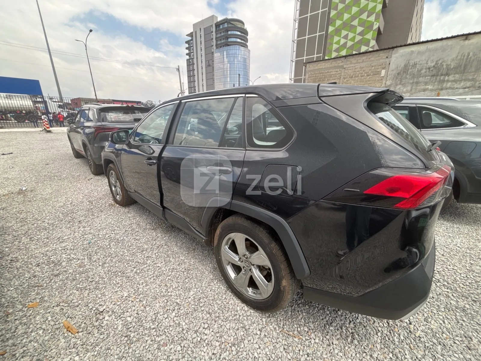 Toyota Rav-4 2023 — photo 4