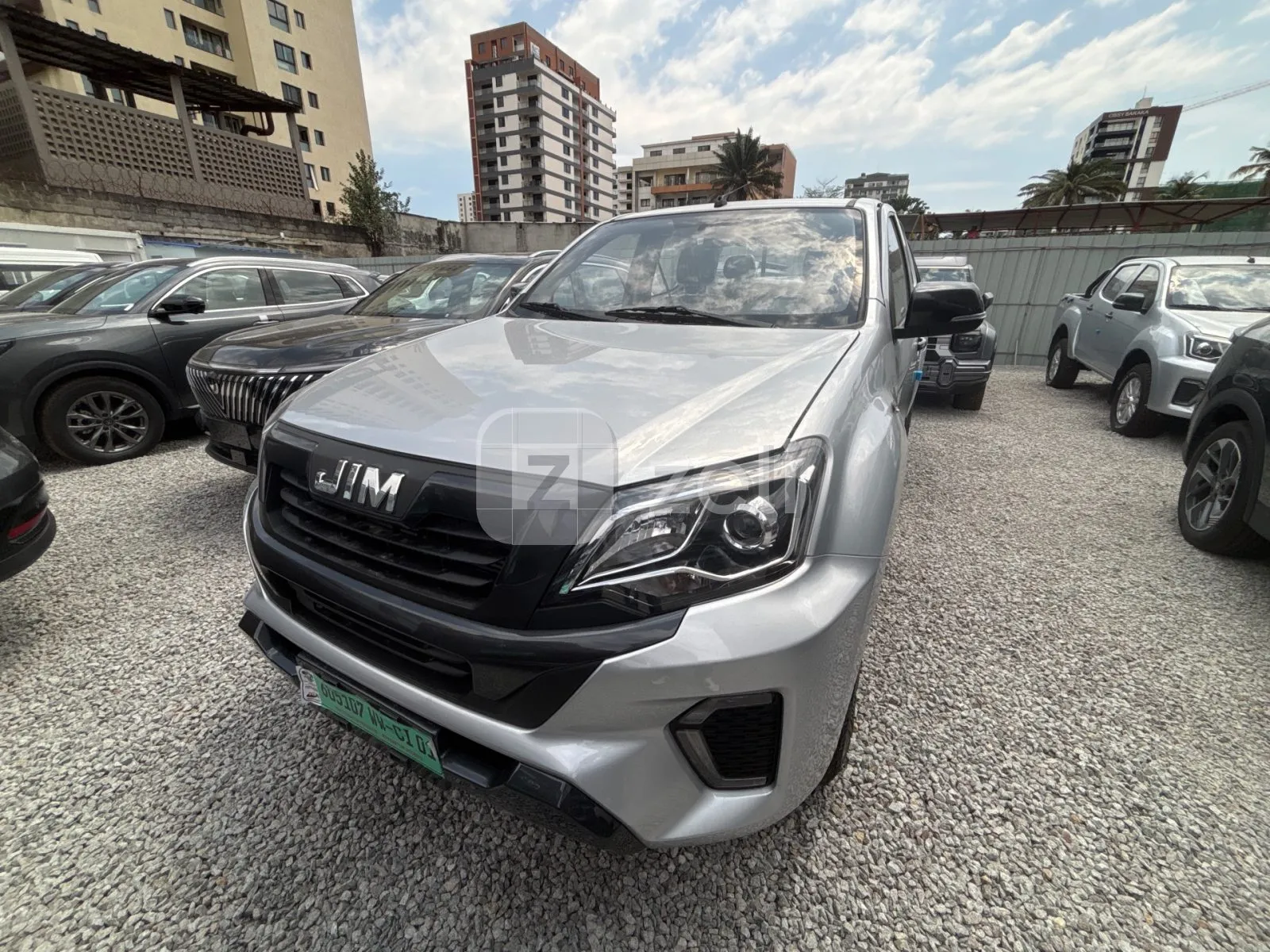 Isuzu RE-MAX 2025 — photo 2