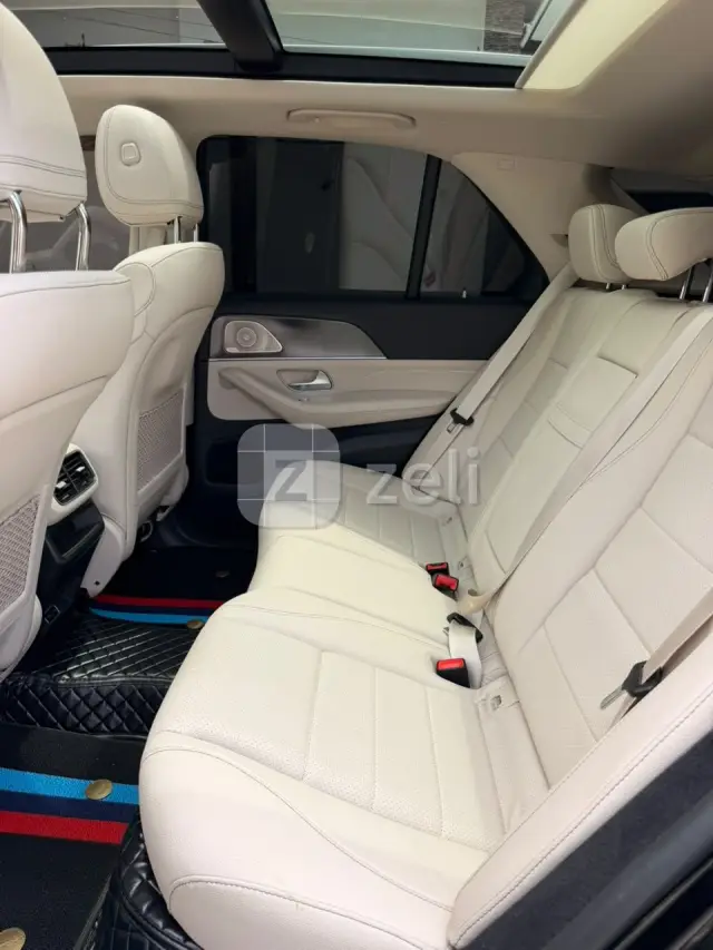 Mercedes GLE350 2024 — photo 4