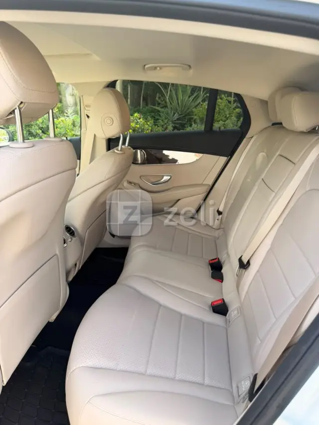 Mercedes GLC 2023 — photo 4